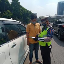 Bersiaplah, Mulai 25 Agustus Uji Coba TIlang Bagi Kendaraan Tak Lolos Uji Emisi akan Diberlakukan (JakartaInsideCom/TMCPoldaMetro)