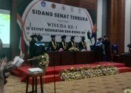 Wisuda Perdana IKBIS Annisa Tahun 2023, Penghargaan untuk Lulusan Society 5.0