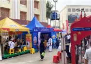 Sebelum ke Tanah Suci, Booth Provider Seluler di dalam Asrama Haji Ramai Dikunjungi Jemaah