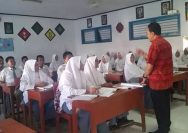 Selama Menjadi Pendidik, Anda Tentu Pernah Mengalami Sebuah Peristiwa yang Dirasakan Sebagai Sebuah Kesulitan, Kekecewaan, Kemunduran, atau Kemalangan, yang Akhirnya Membantu Anda Bertumbuh Menjadi Pribadi Yang Lebih Baik dari Sebelumnya. Apa Kejadiannya, Kapan, Di Mana, Siapa yang Terlibat, Apa yang Membuat Anda Memilih Merefleksikan Peristiwa Tersebut, dan Bagaimana Kejadiannya?