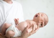 Kenapa Bayi Sering Gumoh?: Penyebab dan Cara Mengatasinya