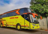 Pengalaman Nyaman dan Aman Sewa Bus Pariwisata Legrest Jakarta dengan Cahaya Trans