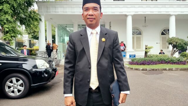 Leviyan, Anggota DPRD Fraksi Golkar: Pelantikan Gubernur Babel Momentum Perubahan Ekonomi dan Lingkungan Leviyan, Anggota DPRD Fraksi Golkar: Pelantikan Gubernur Babel Momentum Perubahan Ekonomi dan Lingkungan